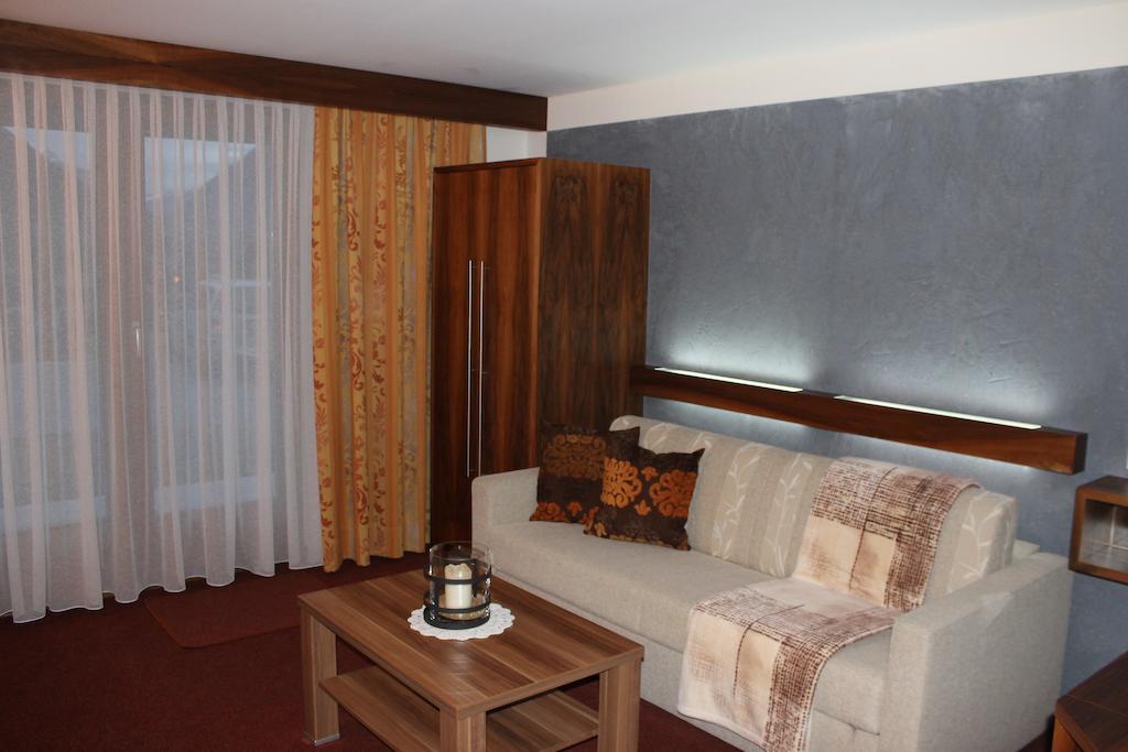 Appartements Zerzer Ried im Oberinntal Camera foto