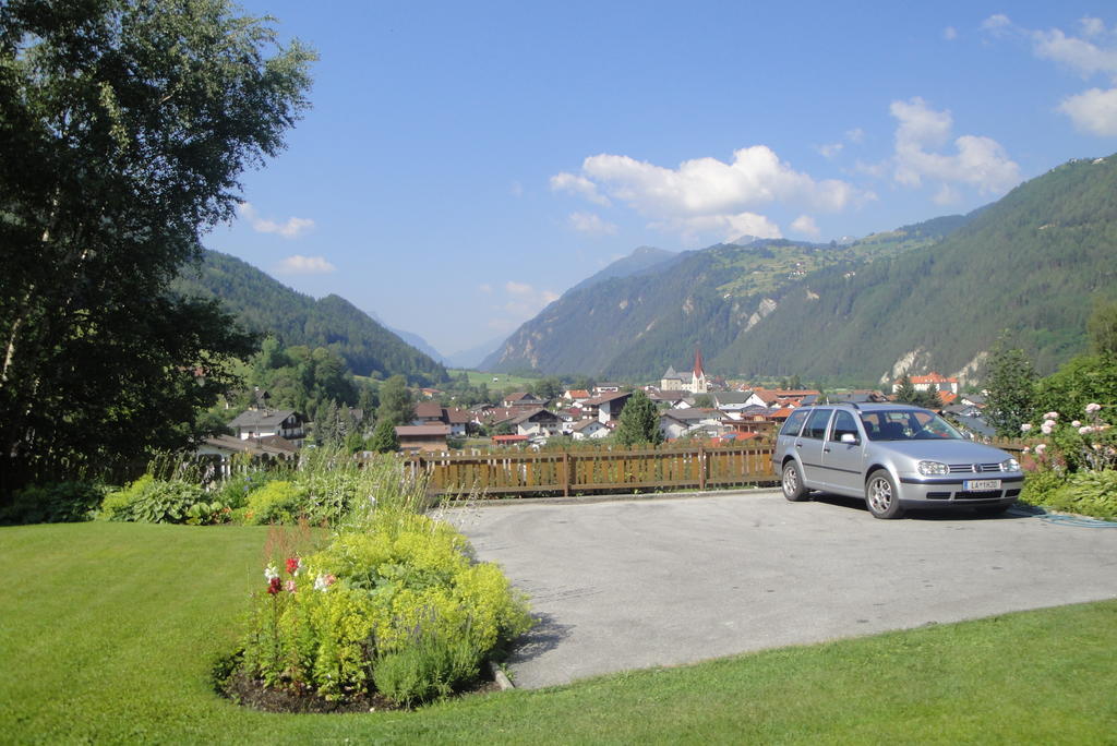 Appartements Zerzer Ried im Oberinntal Esterno foto