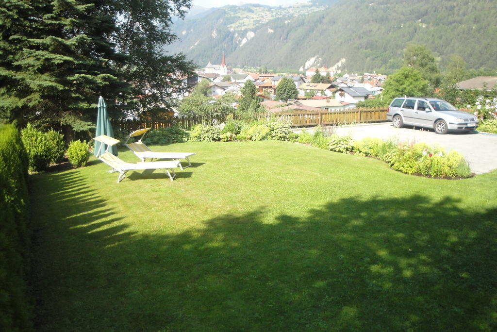 Appartements Zerzer Ried im Oberinntal Esterno foto