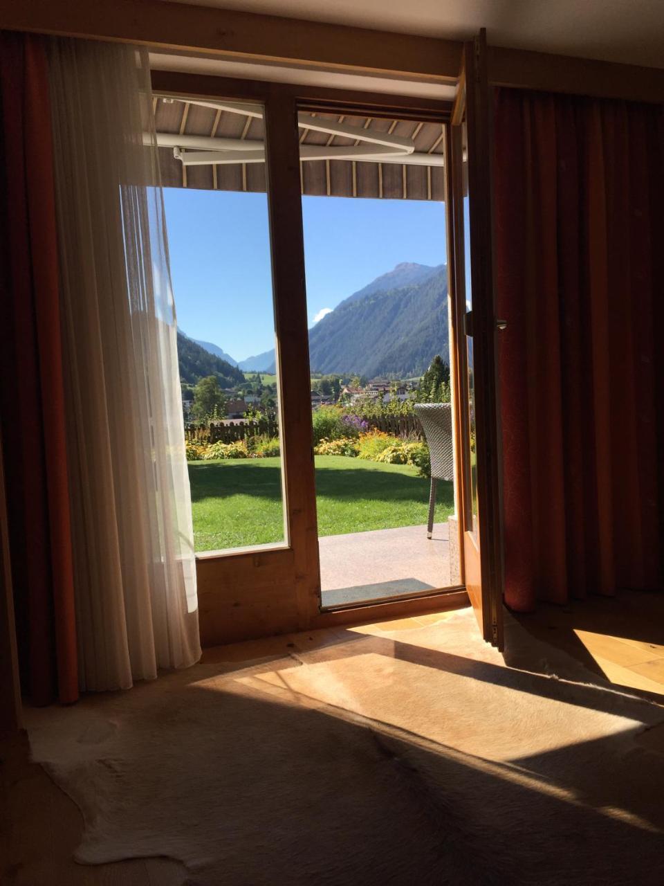 Appartements Zerzer Ried im Oberinntal Esterno foto